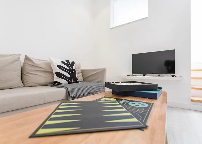 Alcantara Charm 3Br Apartments
